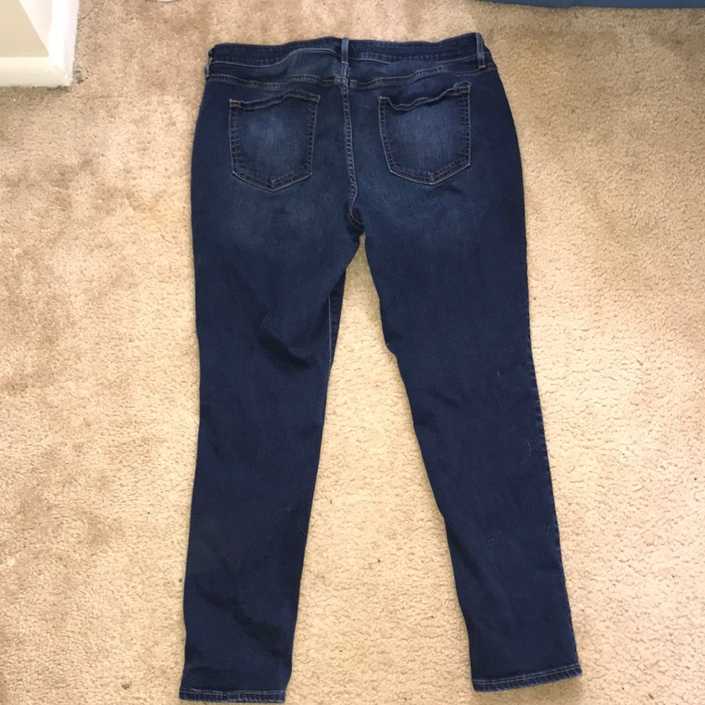 Blue Jeans - Picture 3 of 3